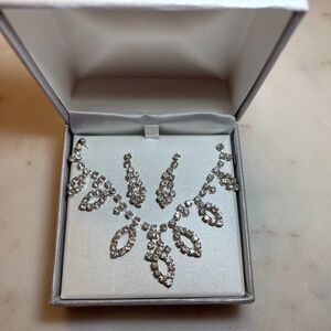 Roman & Sunstone |  Matching SIlver Tone & Crystal Necklace and Earring Set